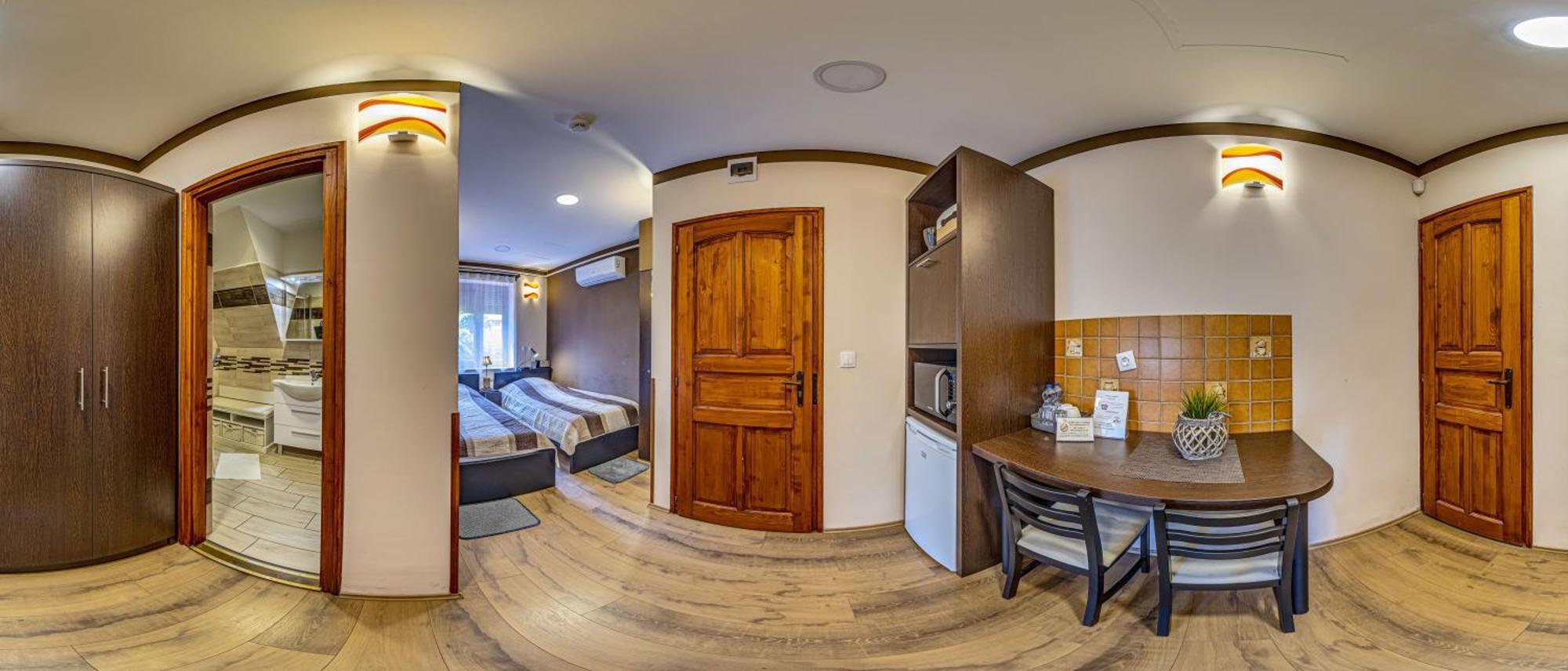 ペーチ Napraforgo Wellness Haz Es Panzio Bed & Breakfast エクステリア 写真