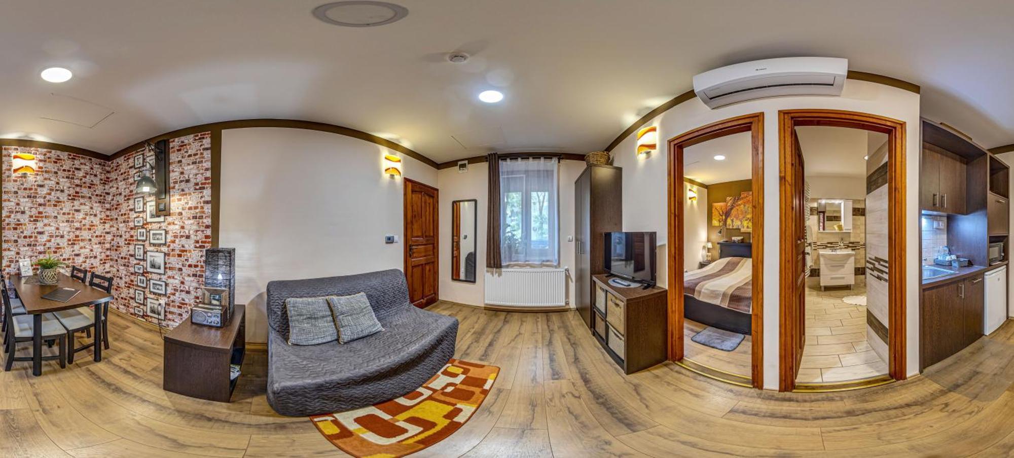ペーチ Napraforgo Wellness Haz Es Panzio Bed & Breakfast エクステリア 写真
